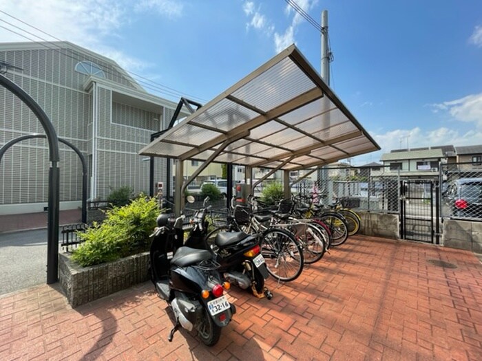 パ－クプラザＡ棟の物件外観写真