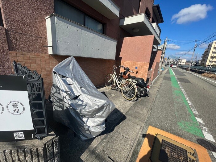 チェリーハイム河原の物件外観写真