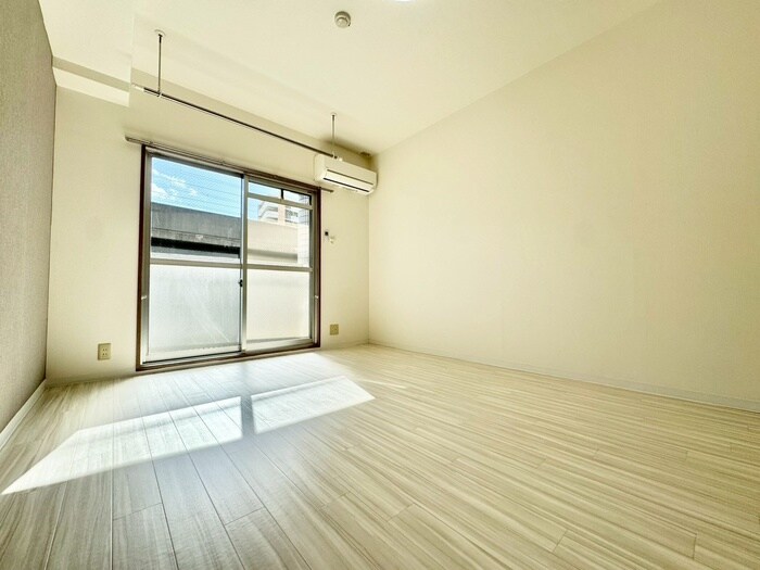 シャトラン弓木三番館の物件内観写真