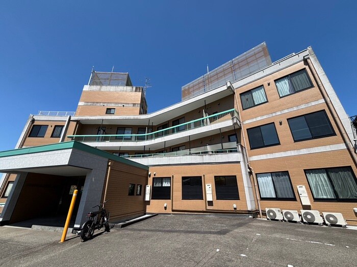 PRIME IKU 北白川の物件外観写真