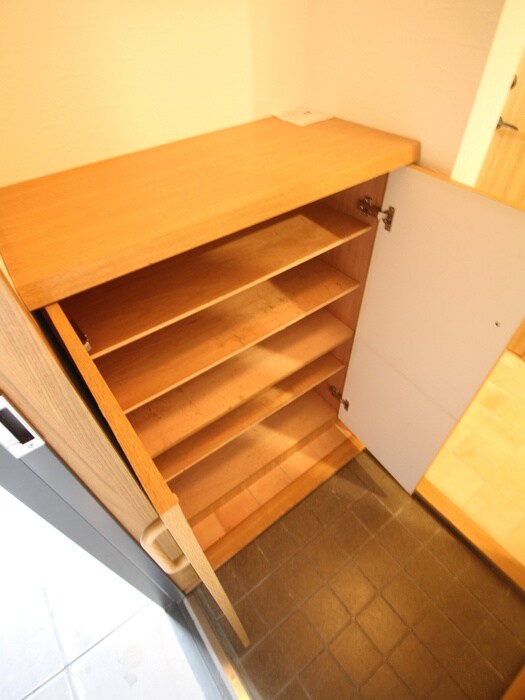 中山手ガ－デンパレスＣ棟の物件内観写真