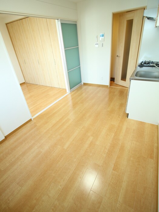 アーリーズ大宮通の物件内観写真