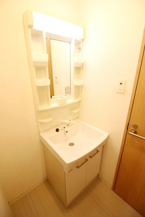 ルミエール新大阪の物件内観写真