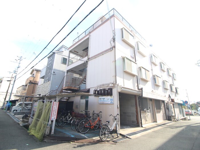 新光マンションの物件外観写真