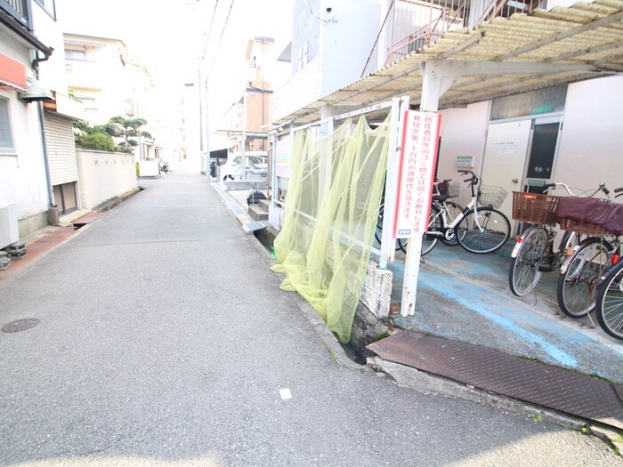 新光マンションの物件外観写真