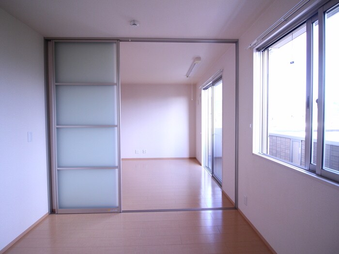 エリチェ青山の物件内観写真