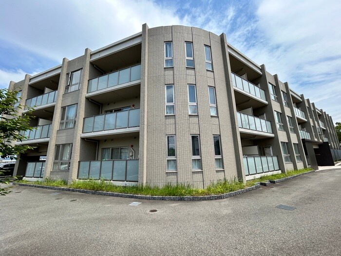 Ｙｓ　Ｃｏｕｒｔ千里山の物件外観写真