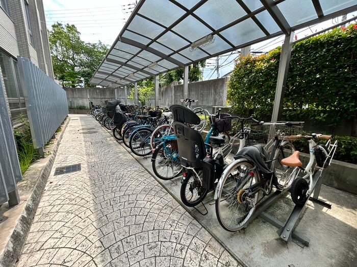 Ｙｓ　Ｃｏｕｒｔ千里山の物件外観写真