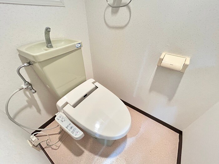 フロ－ライト緑地公園の物件内観写真