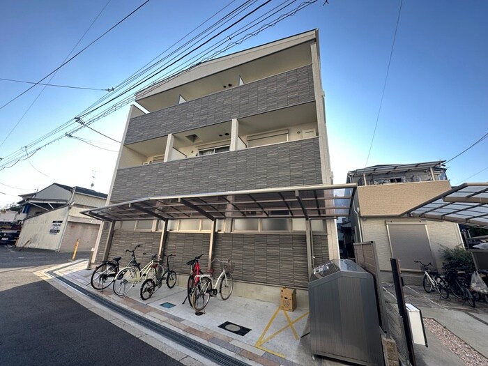 クリエオーレ瓜破の物件外観写真