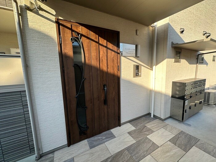 クリエオーレ瓜破の物件外観写真