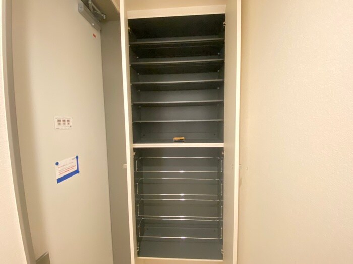 プロヴァンスコートの物件内観写真