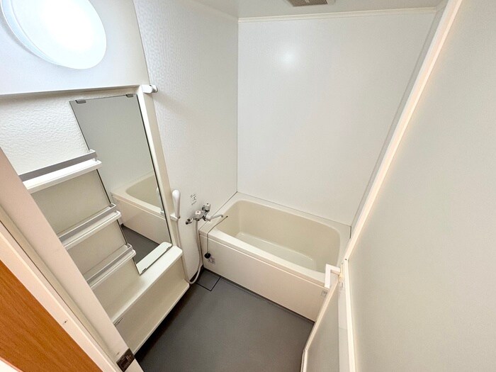 ニュ－コ－ベビルの物件内観写真