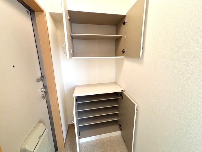 ニュ－コ－ベビルの物件内観写真