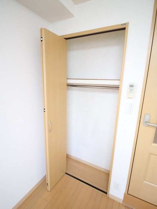 ヌフジャラン御前の物件内観写真