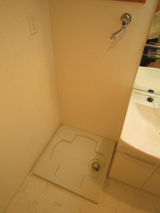 ﾌﾟﾚｻﾝｽ神戸駅前グランツ（701）の物件内観写真