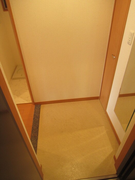 ﾌﾟﾚｻﾝｽ神戸駅前グランツ（701）の物件内観写真