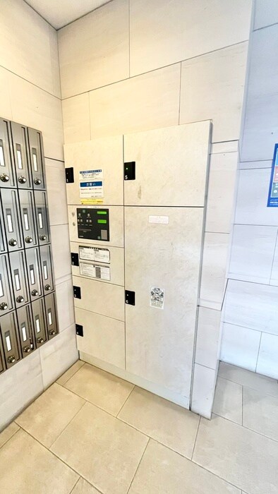 レジディア江戸堀の物件外観写真