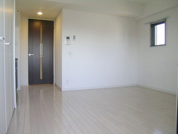 レジディア江戸堀の物件内観写真