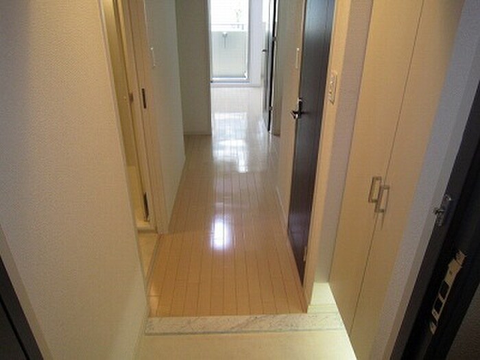 レジディア江戸堀の物件内観写真