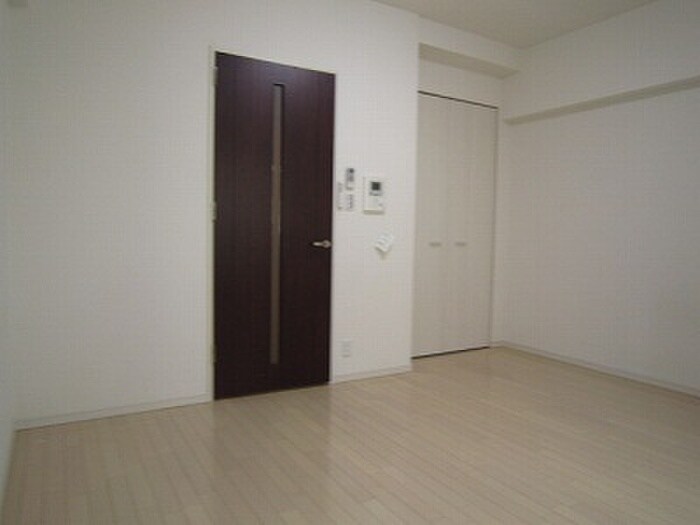 レジディア江戸堀の物件内観写真