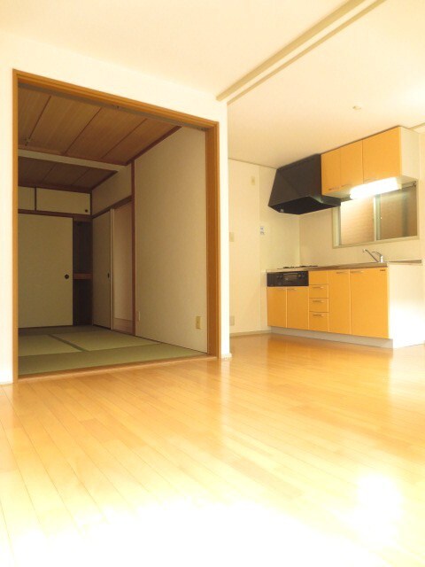 安井マンションの物件内観写真