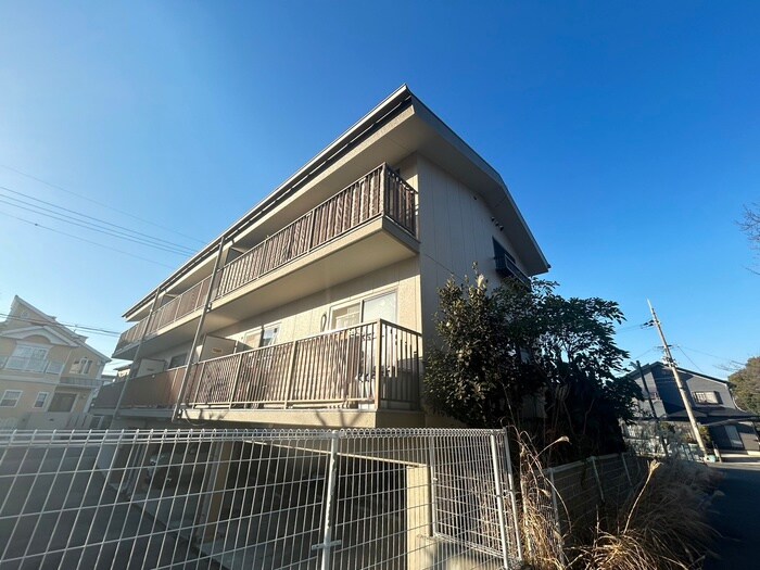 カトレアハイツの物件外観写真