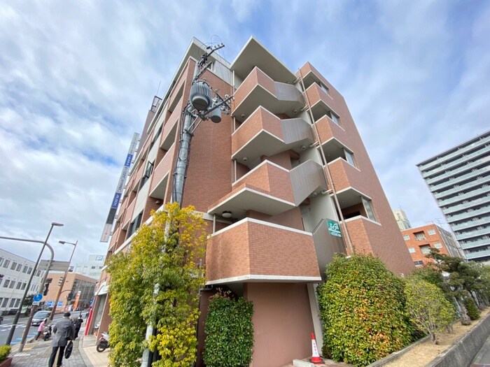 コンソラーレの物件外観写真