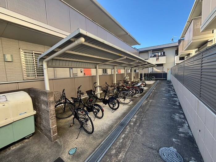 ア－バンスクエアⅡの物件外観写真