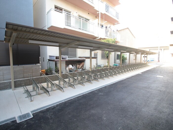 LIVIAZ　KITAOSAKA　BREZZAの物件外観写真