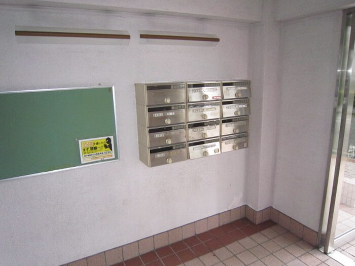 グレインヂ泉丘(102)の物件外観写真