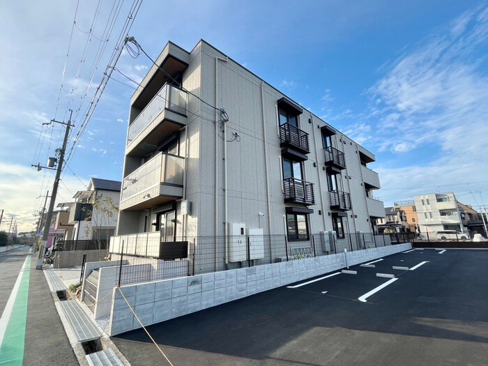 トリシア武庫川の物件外観写真