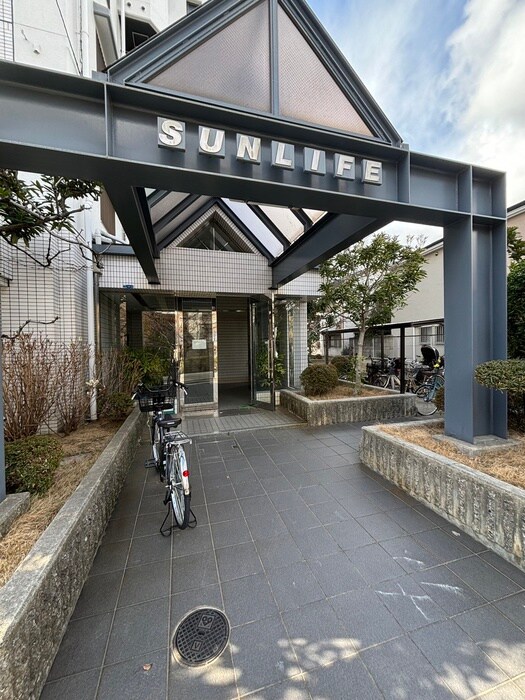 サンライフの物件外観写真