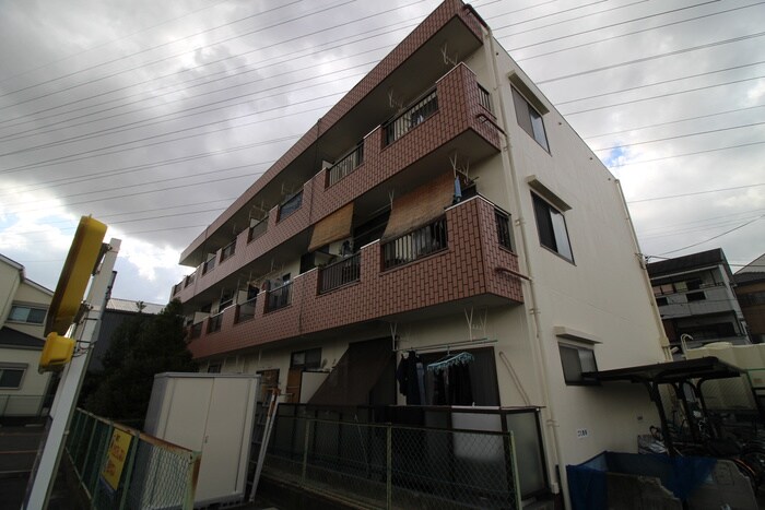 リバーサイド津村の物件外観写真