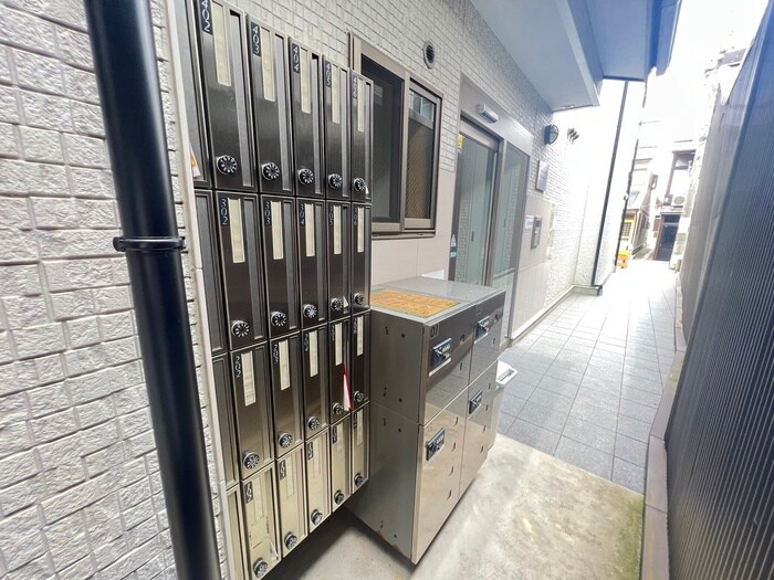 ウイング・ウッド東山の物件外観写真