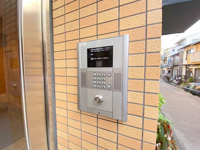 ルル・フル－レの物件外観写真