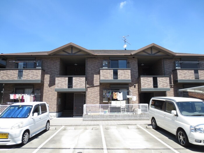 ファミール寿の物件外観写真