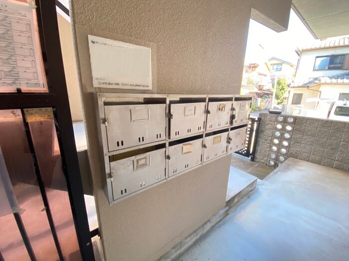 パルデンス洛東の物件外観写真