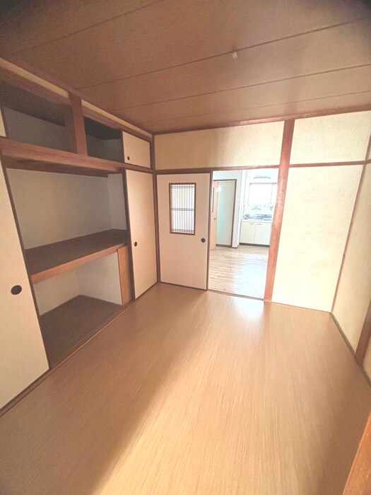 小路ハウス右棟の物件内観写真