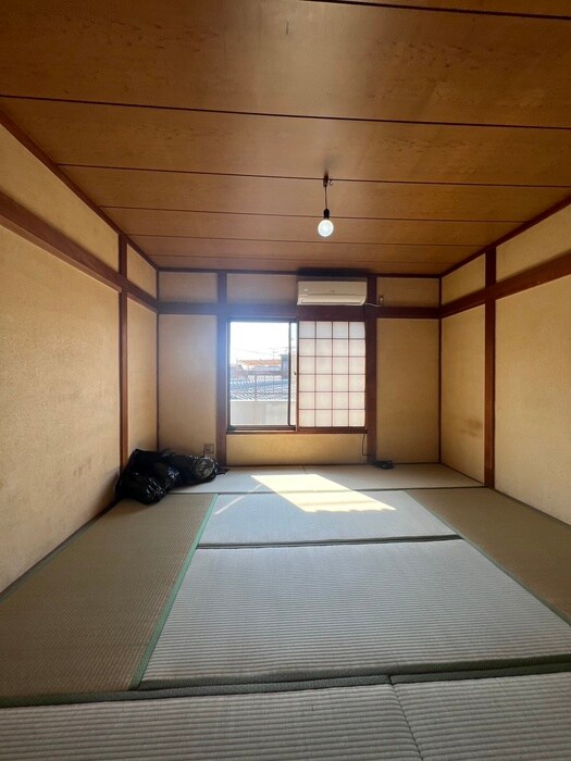 小路ハウス右棟の物件内観写真