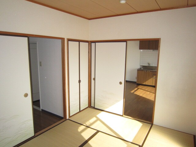 ベルシャンテ美山台の物件内観写真