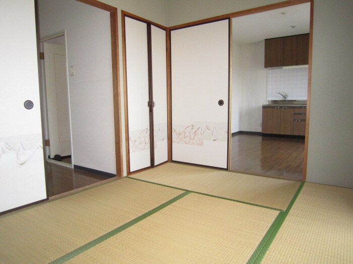 ベルシャンテ美山台の物件内観写真