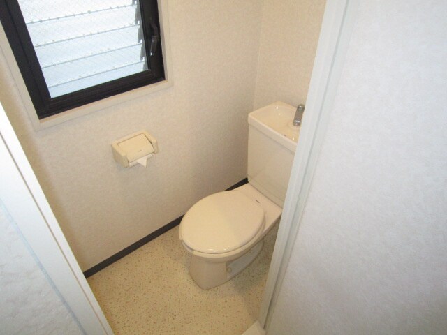 ベルシャンテ美山台の物件内観写真