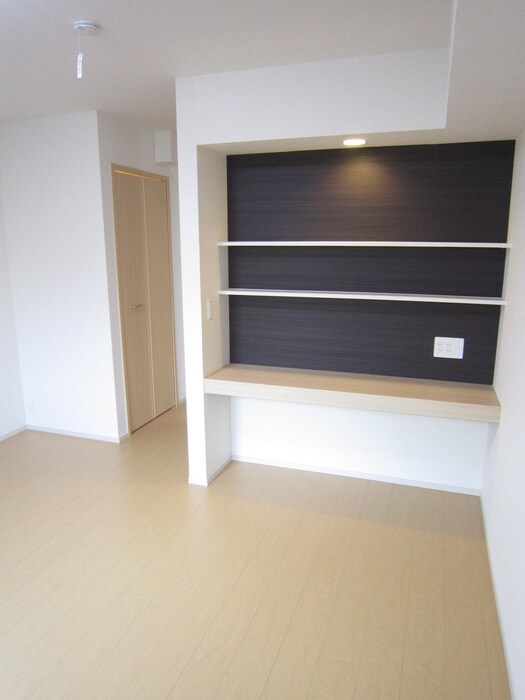 プロヴァンスブリーズⅢの物件内観写真