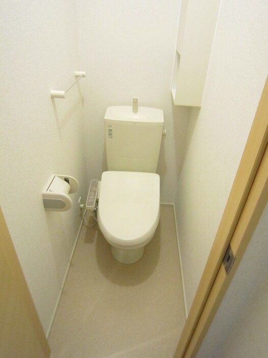 プロヴァンスブリーズⅢの物件内観写真