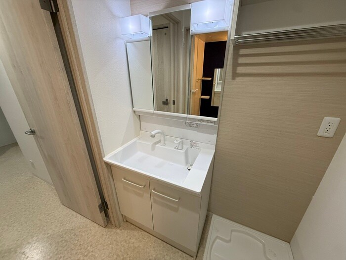 エヌエムキャラントドゥの物件内観写真