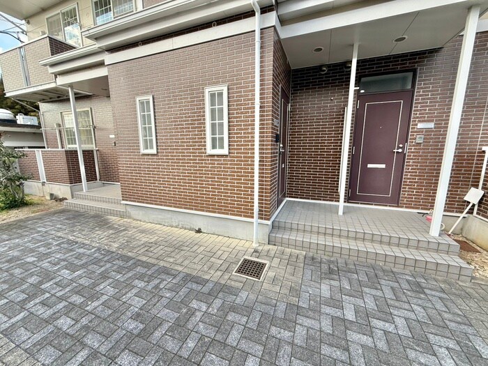 アンプル－ルⅠの物件外観写真