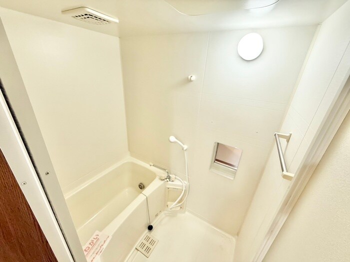 アンプル－ルⅠの物件内観写真