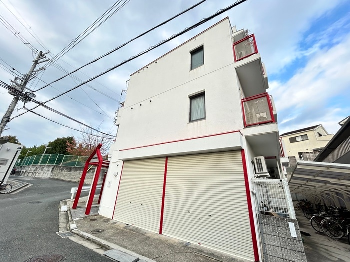 ラ・カサ・エフの物件外観写真