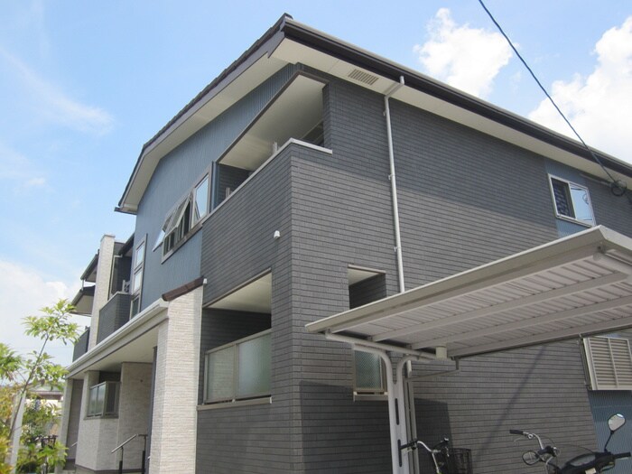 ポンデリーブルの物件外観写真